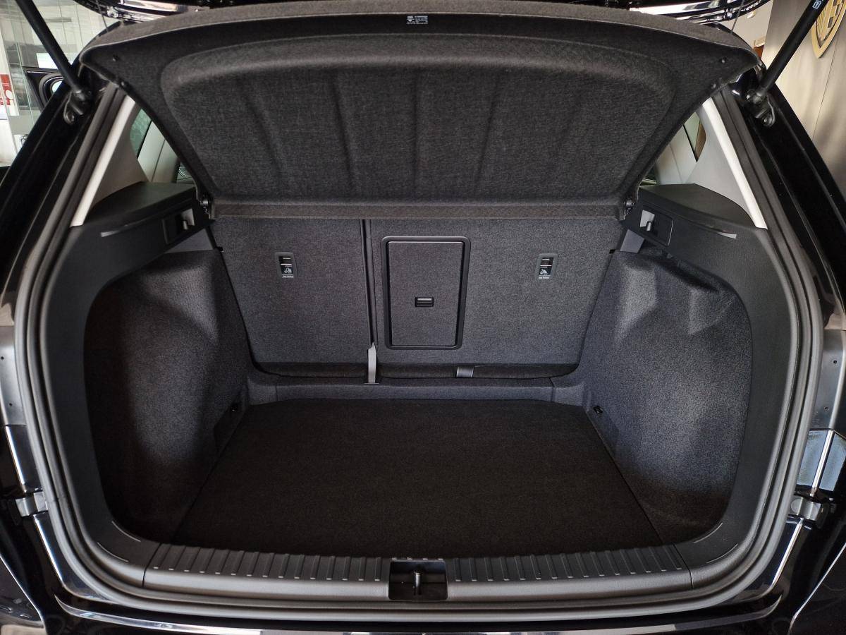 seat-ateca-2023-gasolina-999cc