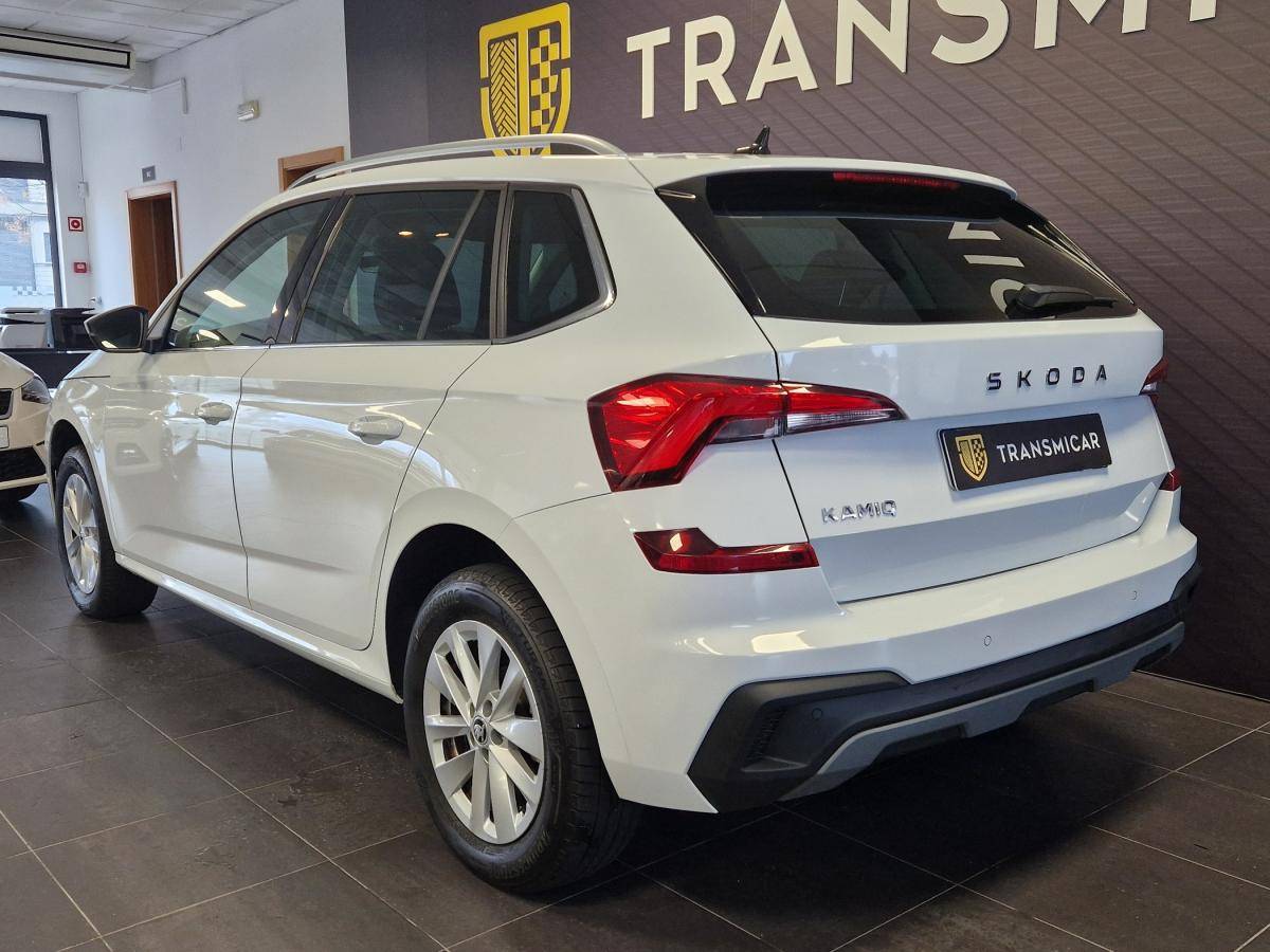skoda-kamiq-2024-gasolina-999cc