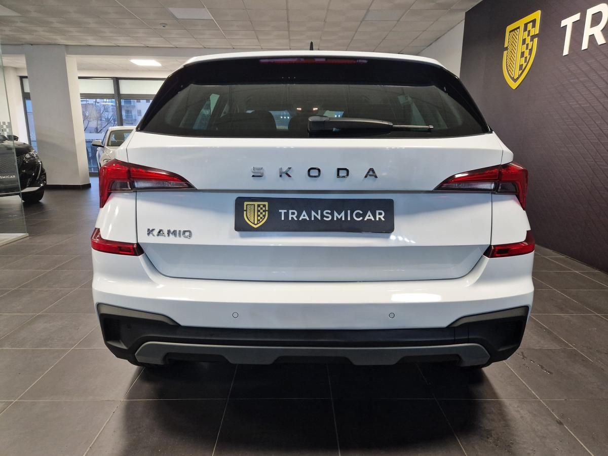 skoda-kamiq-2024-gasolina-999cc