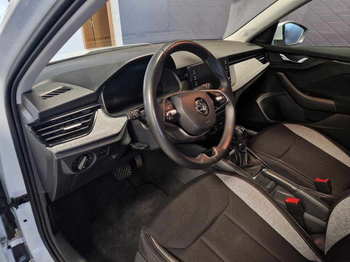 skoda-kamiq-2024-gasolina-999cc