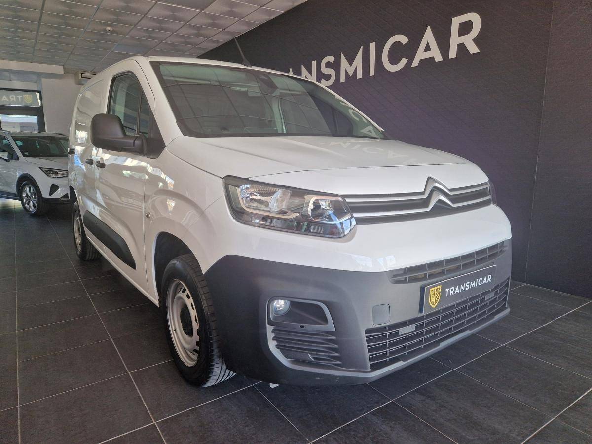 citroen-berlingo-2021-diesel-1499cc