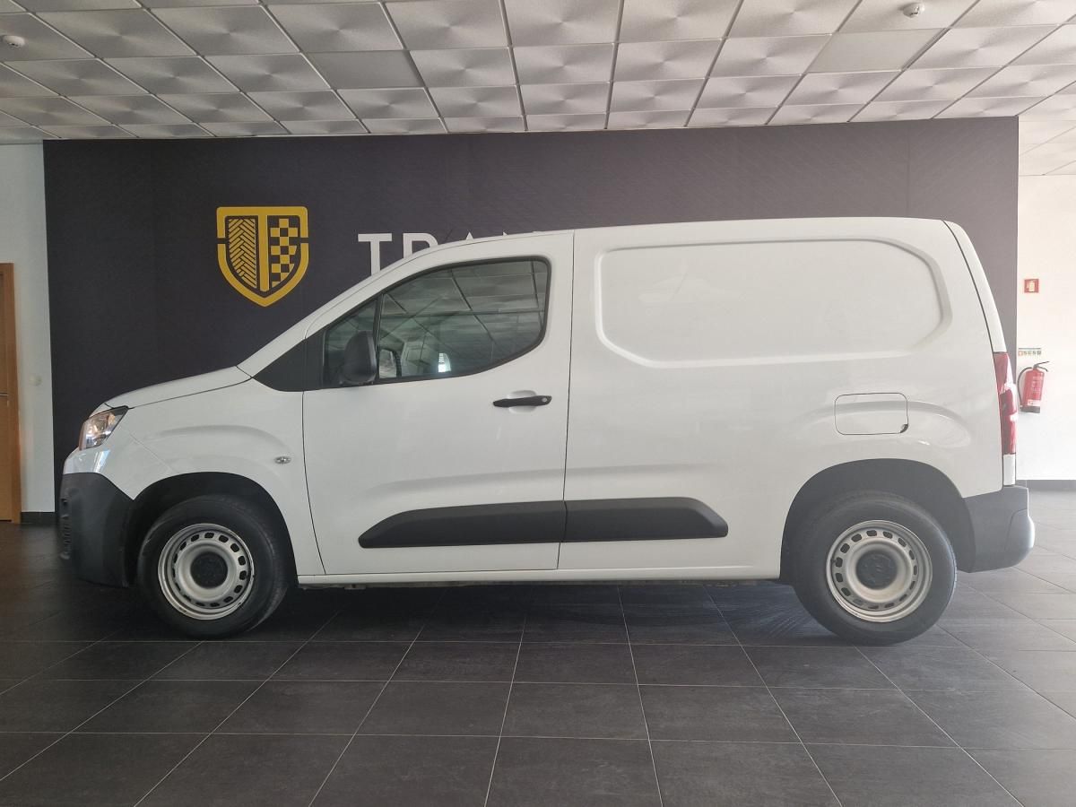 citroen-berlingo-2021-diesel-1499cc