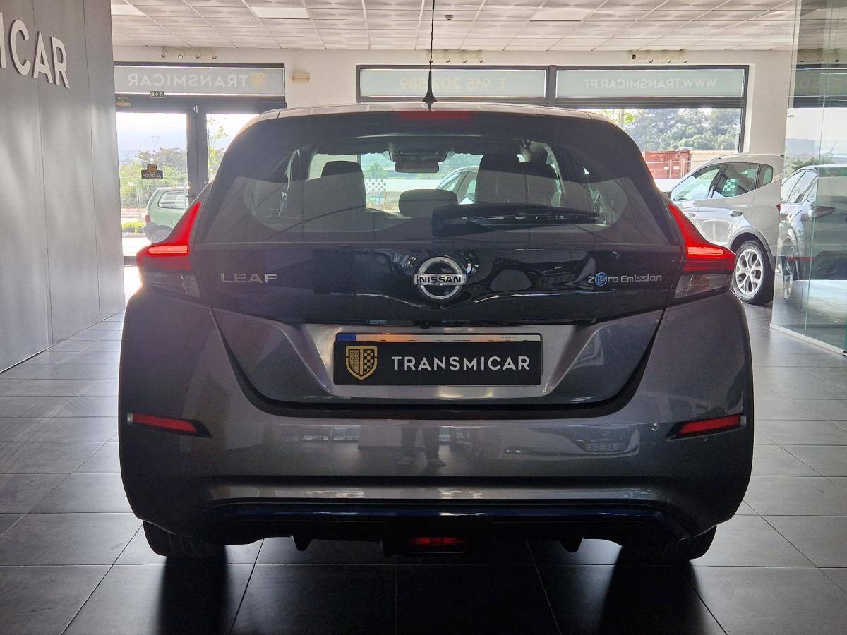nissan-leaf-2022-eletrico-500cc