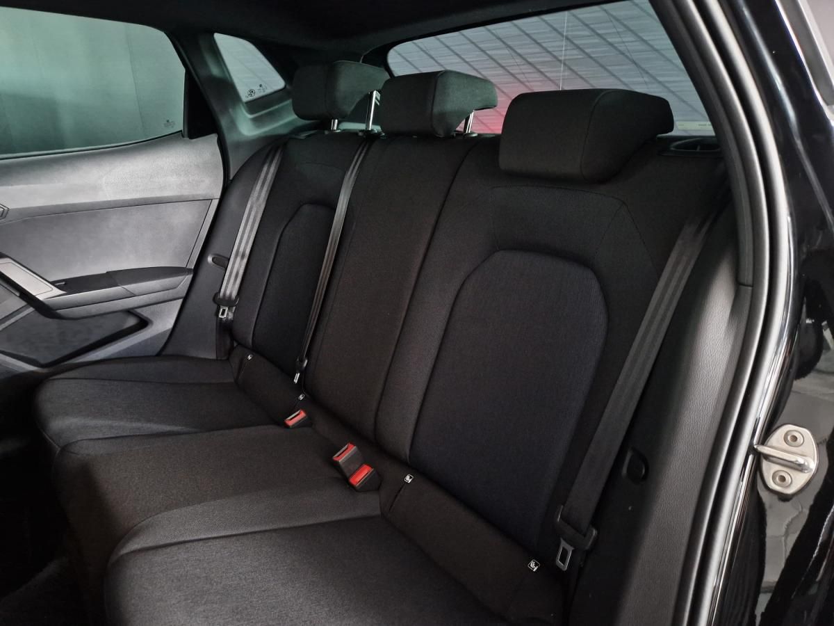 seat-ibiza-2023-gasolina-999cc