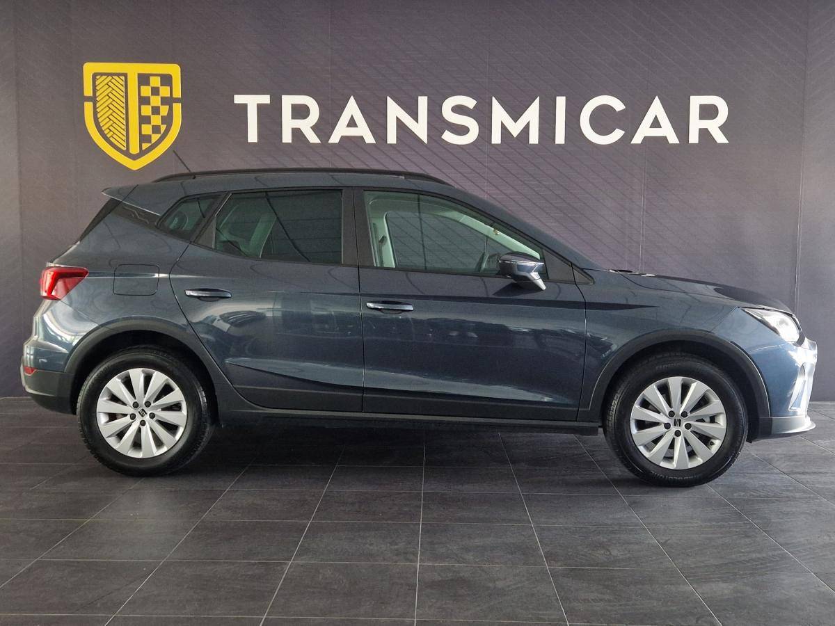 seat-arona-2023-gasolina-999cc