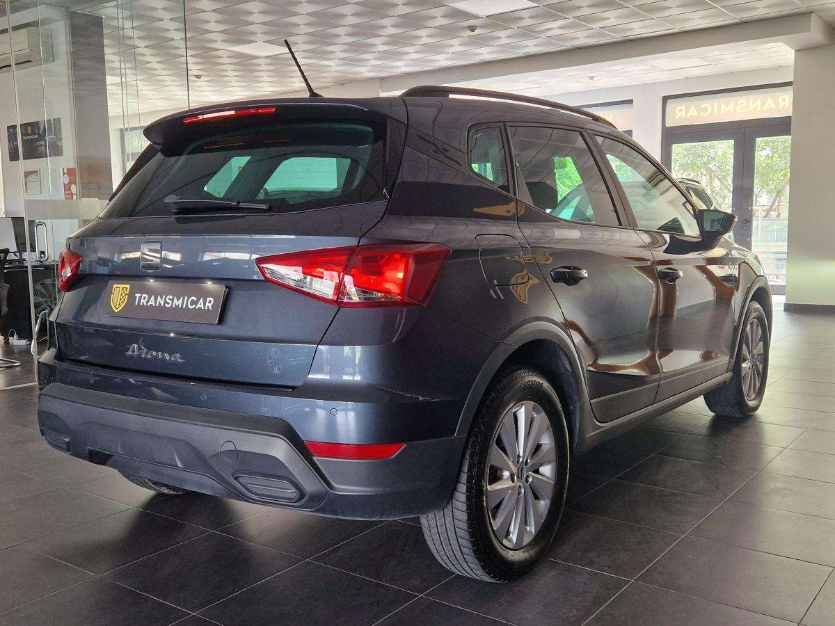 seat-arona-2023-gasolina-999cc