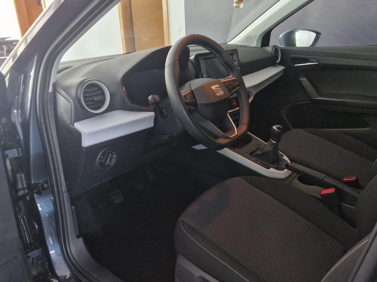 seat-arona-2023-gasolina-999cc