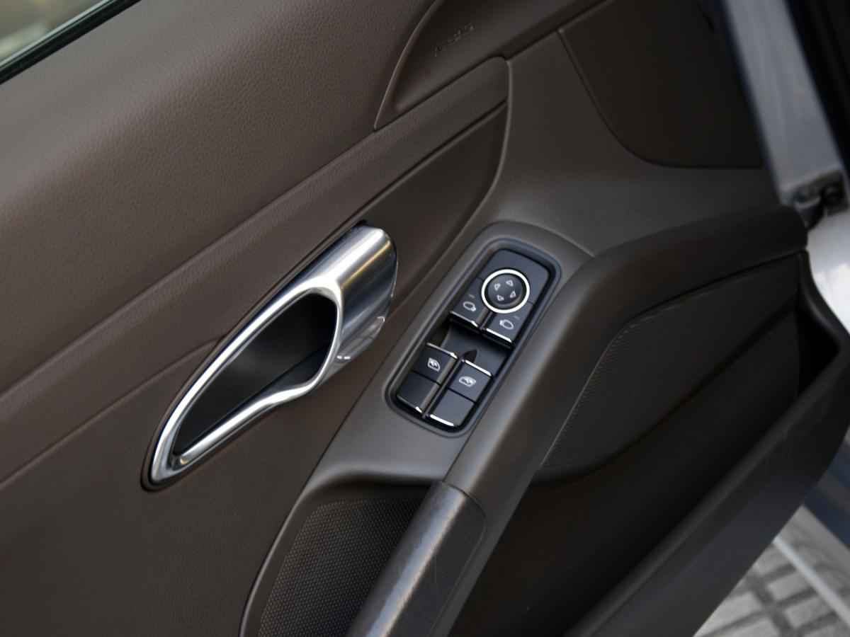porsche-718-2018-gasolina-1988cc