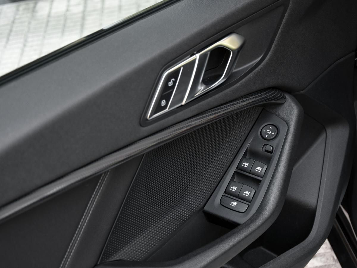 bmw-serie-1-2019-diesel-1496cc