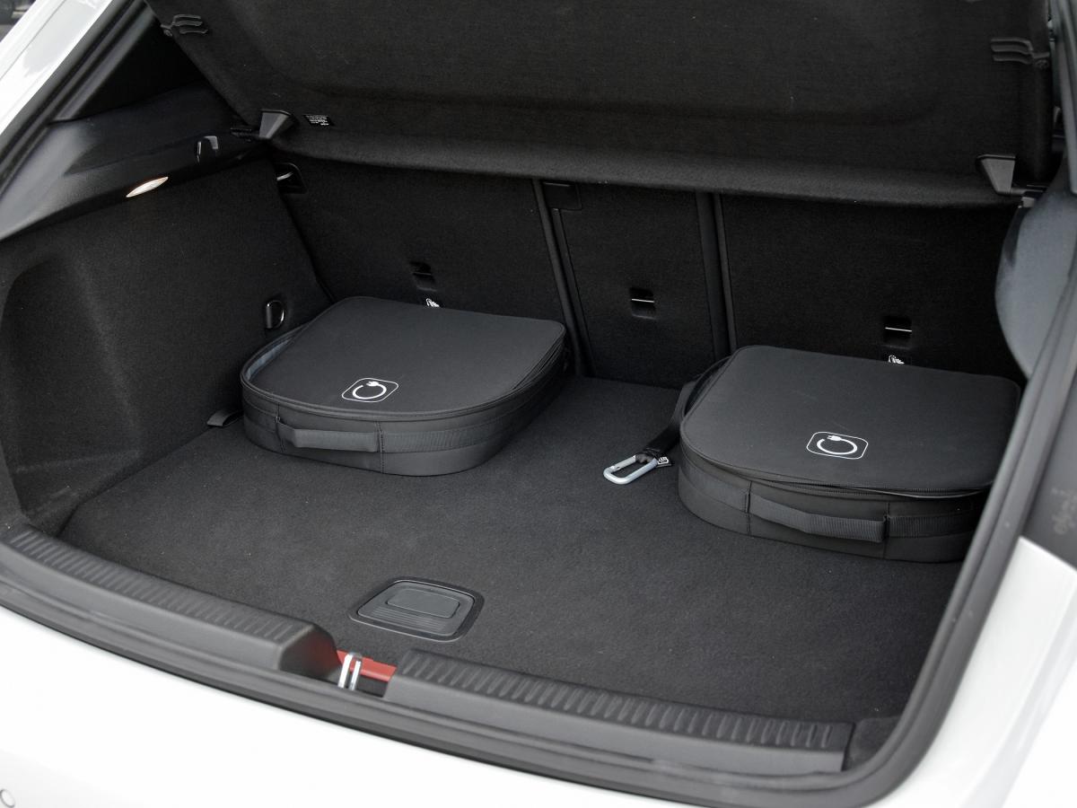 mercedes-benz-classe-a-2024-hibrido-a-gasolina-1332cc