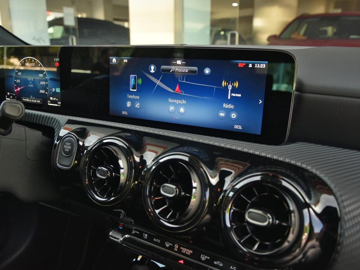 mercedes-benz-classe-a-2024-hibrido-a-gasolina-1332cc