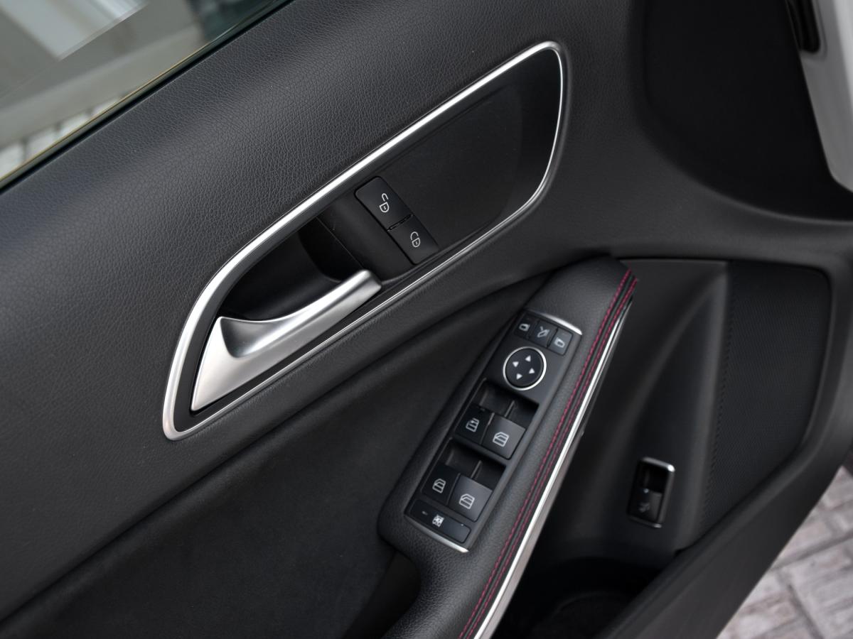 mercedes-benz-gla-2015-diesel-2143cc