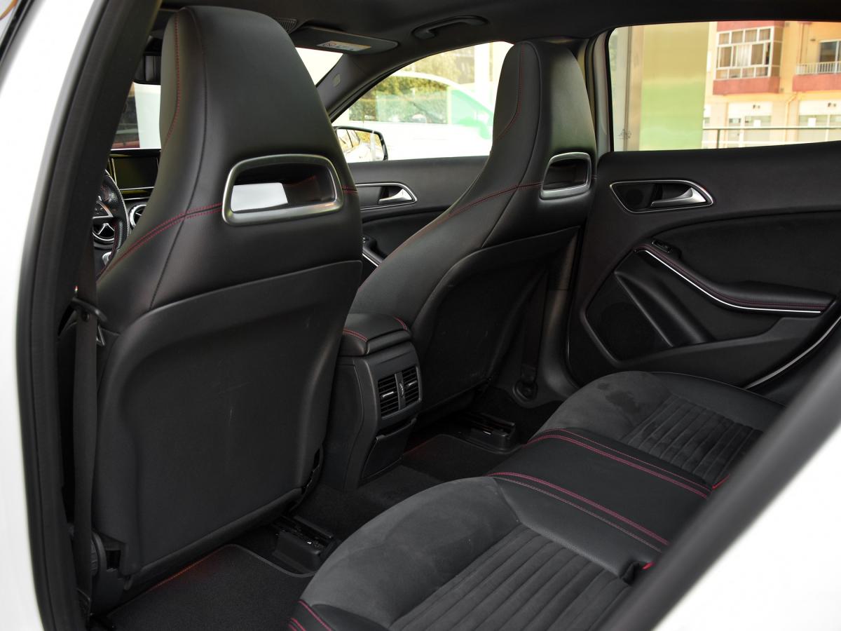 mercedes-benz-gla-2015-diesel-2143cc