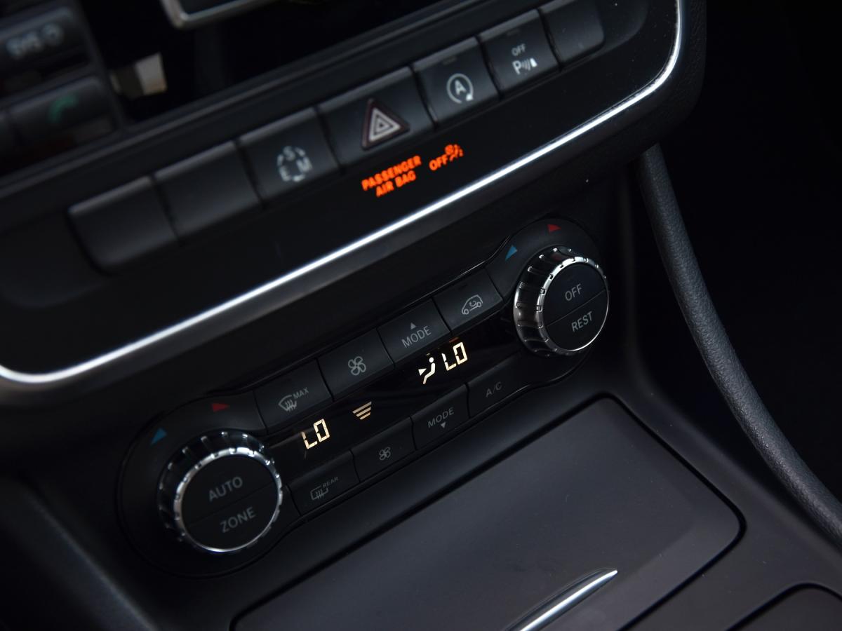 mercedes-benz-gla-2015-diesel-2143cc