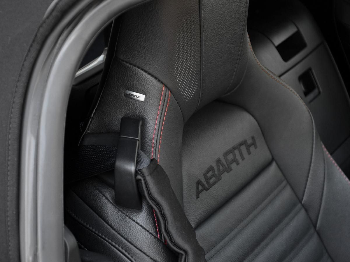 abarth-124-spider-2018-gasolina-1368cc