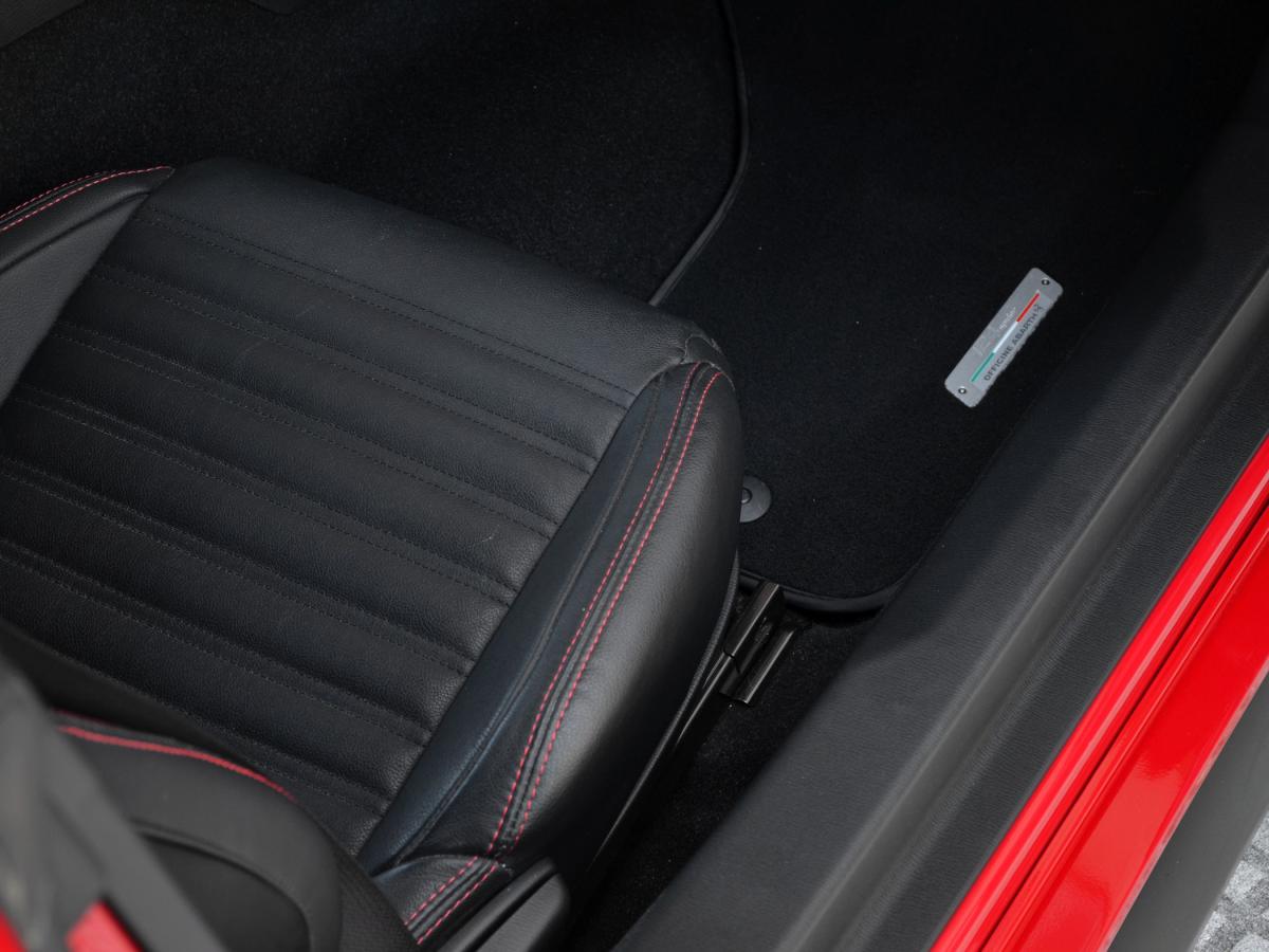abarth-124-spider-2018-gasolina-1368cc