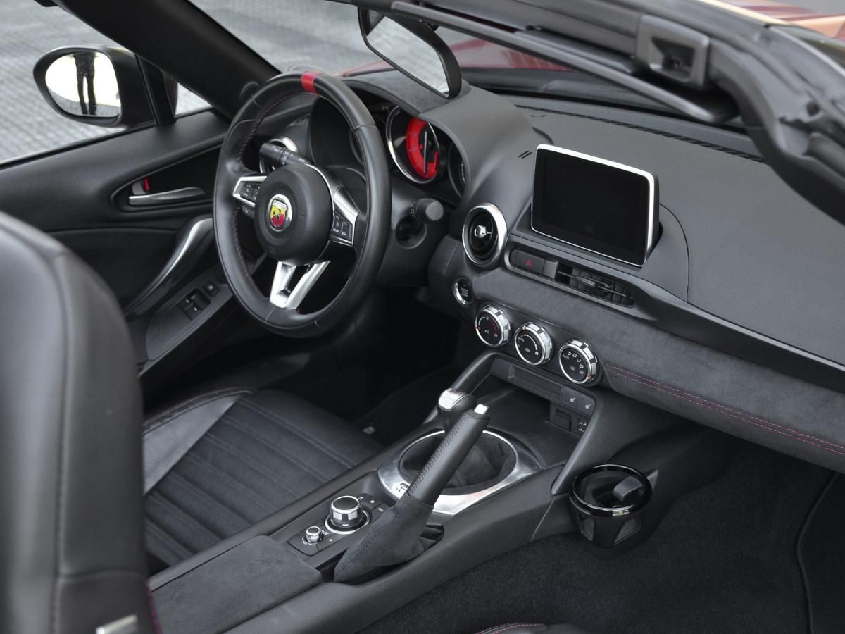 abarth-124-spider-2018-gasolina-1368cc
