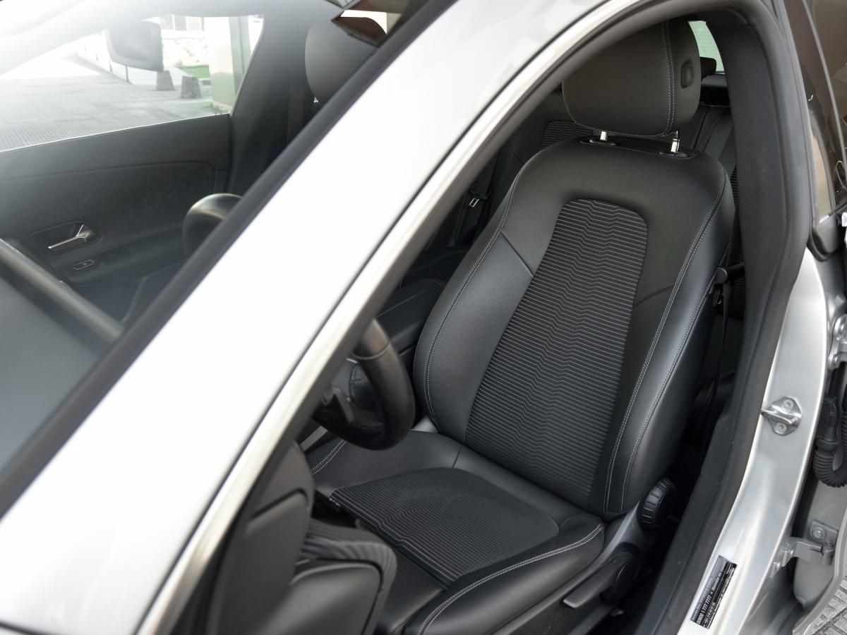 mercedes-benz-cla-2022-hibrido-a-gasolina-1332cc