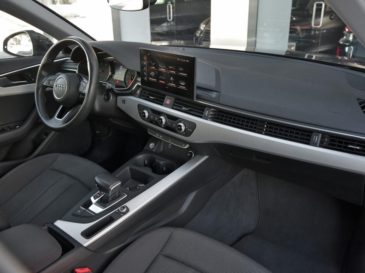 audi-a4-2021-diesel-1968cc