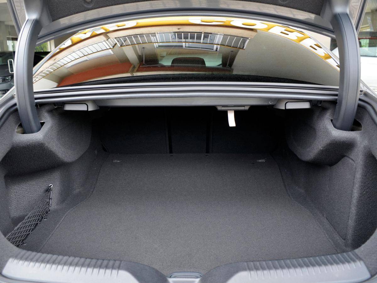 mercedes-benz-cls-2020-diesel-3000cc