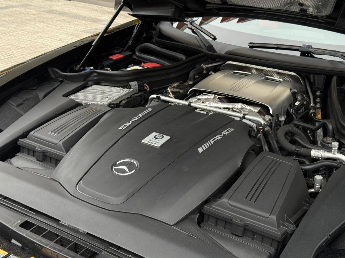 mercedes-benz-amg-gt-2018-gasolina-3982cc
