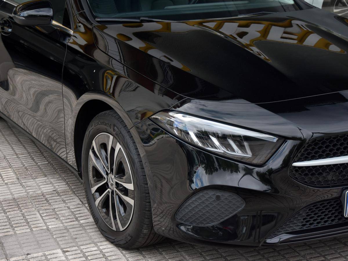 mercedes-benz-classe-a-2024-hibrido-a-gasolina-1332cc