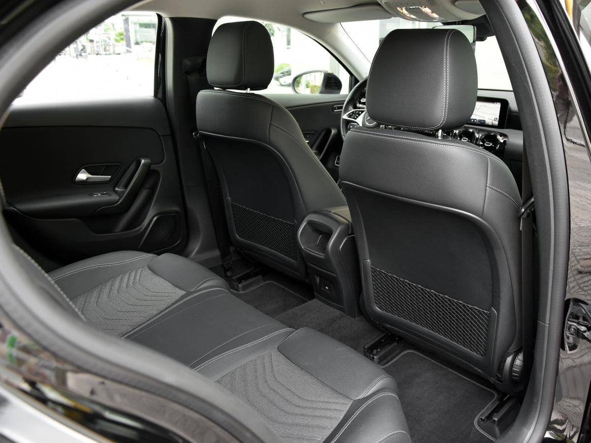 mercedes-benz-classe-a-2024-hibrido-a-gasolina-1332cc