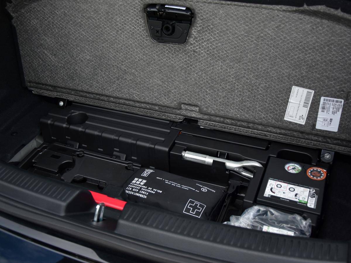 mercedes-benz-classe-a-2024-hibrido-a-gasolina-1332cc