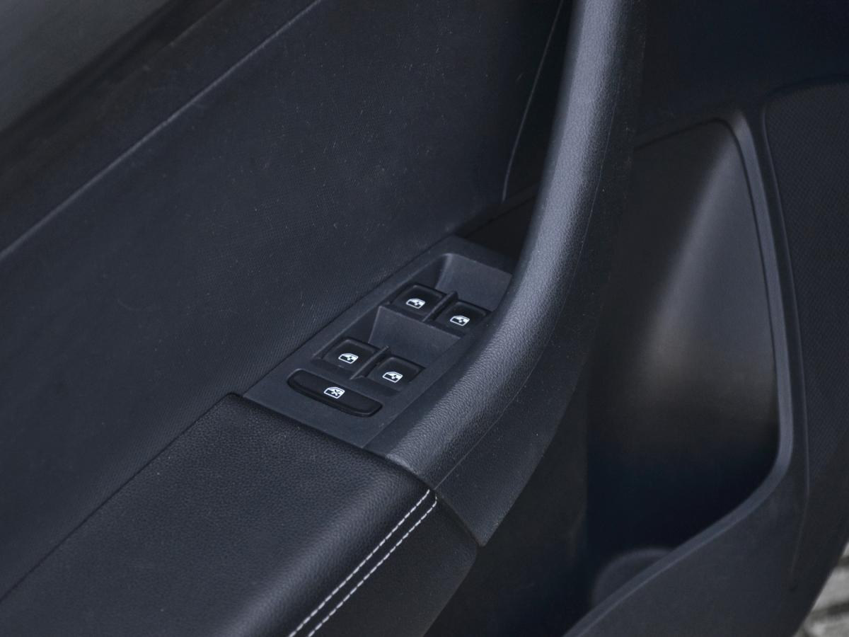 skoda-rapid-spaceback-2018-diesel-1422cc