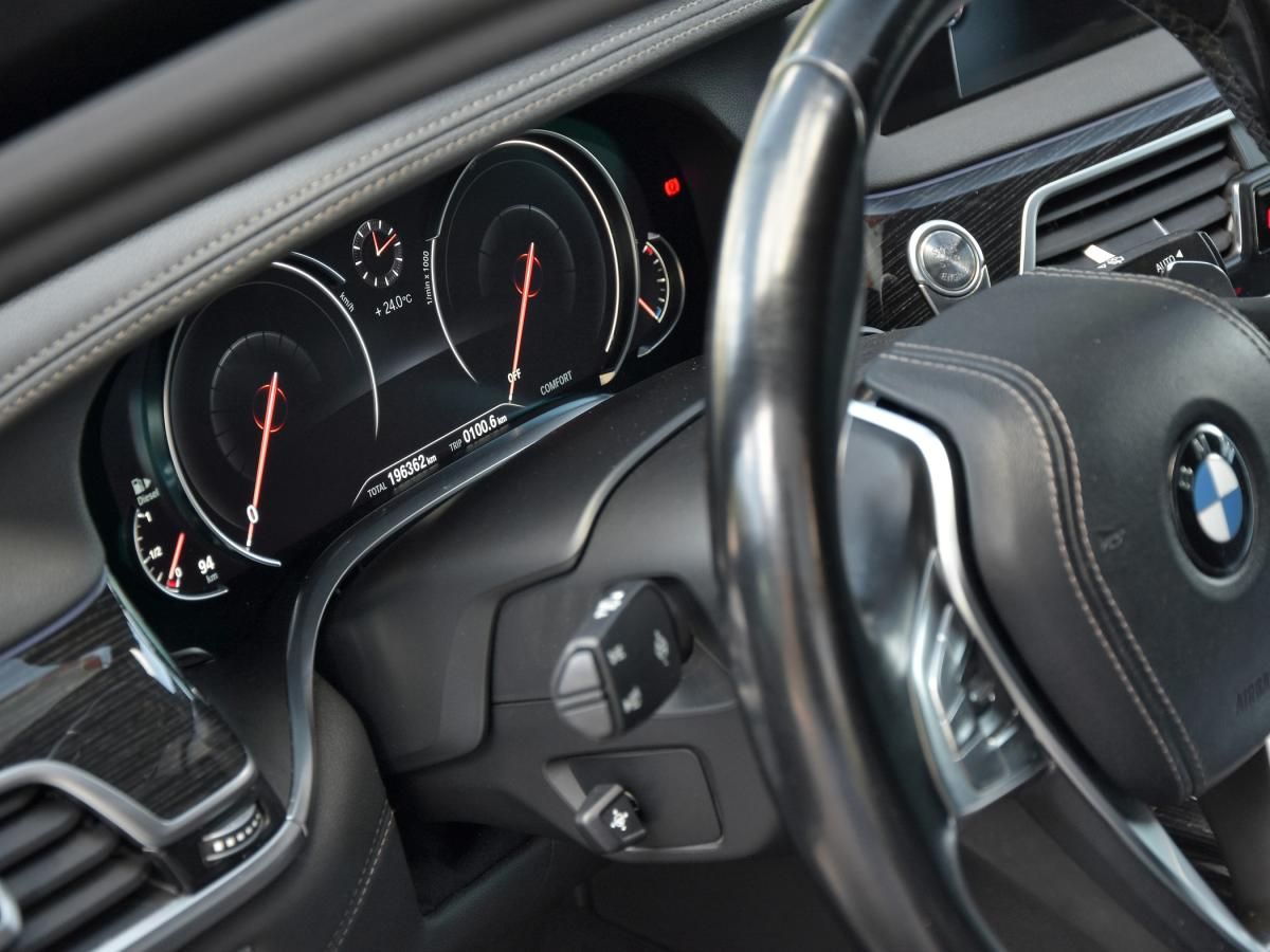 bmw-serie-7-2016-diesel-2993cc