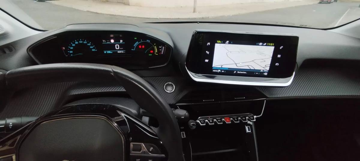 peugeot-e-208-2022-eletrico-0cc
