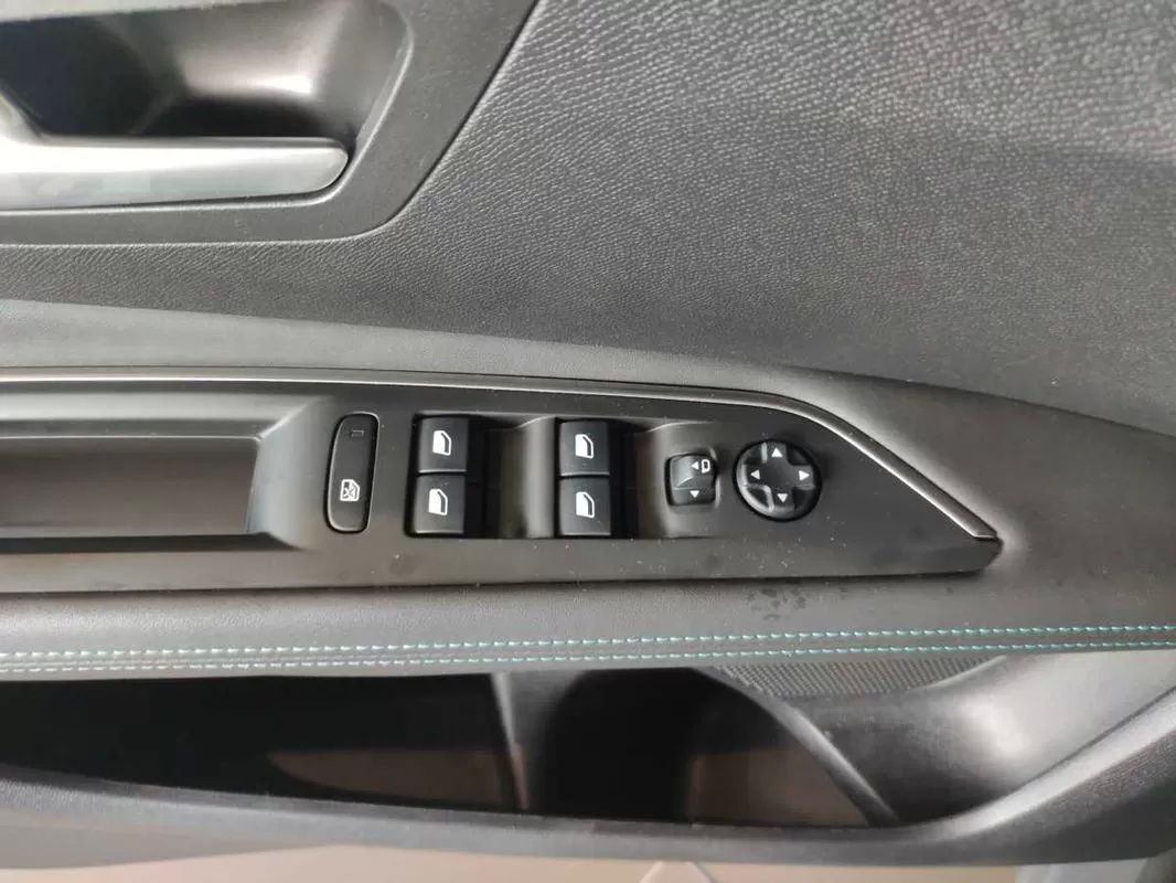 peugeot-3008-2021-hibrido-a-gasolina-1598cc