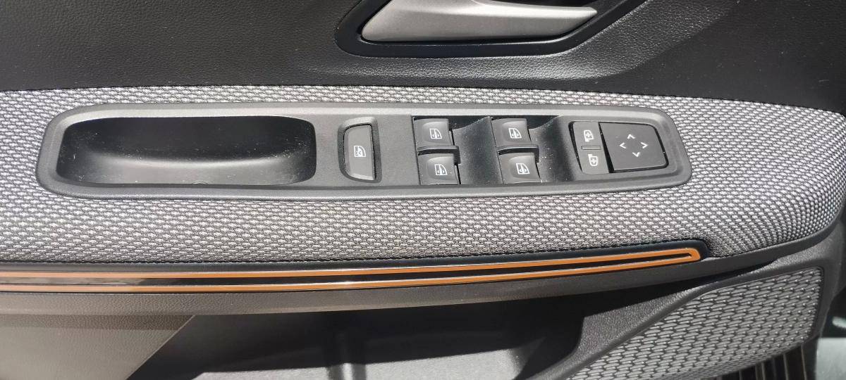 dacia-sandero-2023-gasolina-999cc