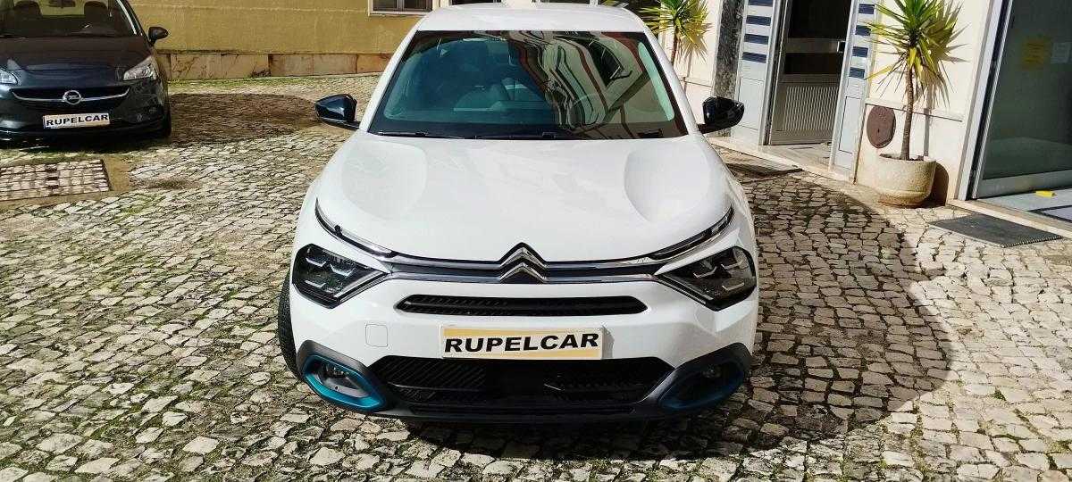 citroen-c4-2023-eletrico-200cc