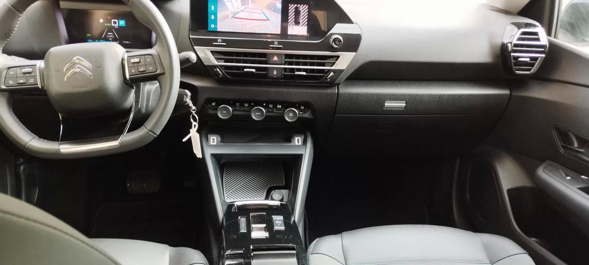 citroen-c4-2023-eletrico-200cc