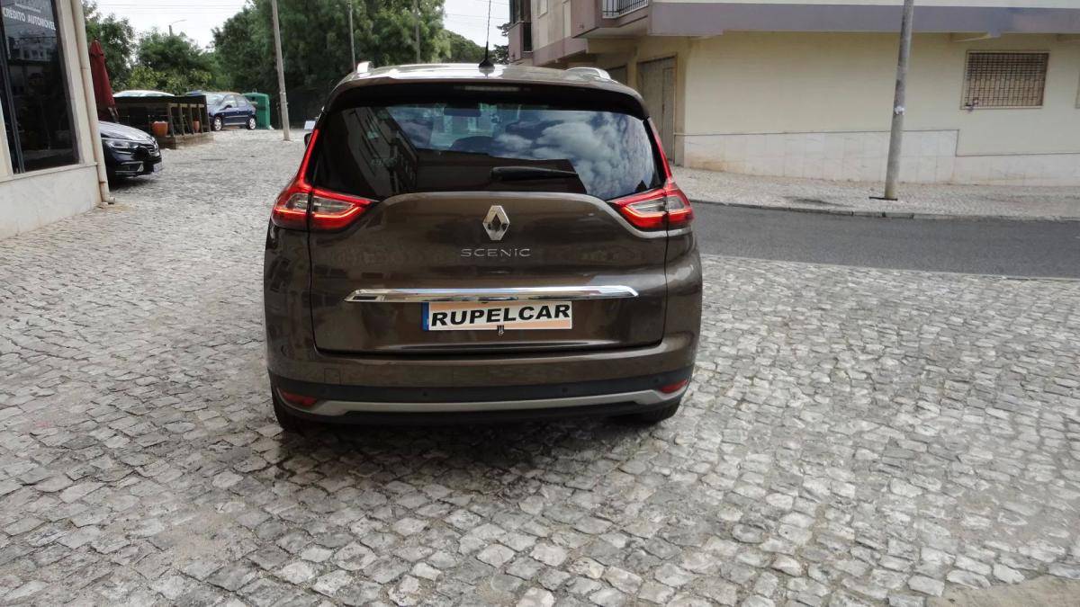 renault-grand-scenic-2017-diesel-1598cc