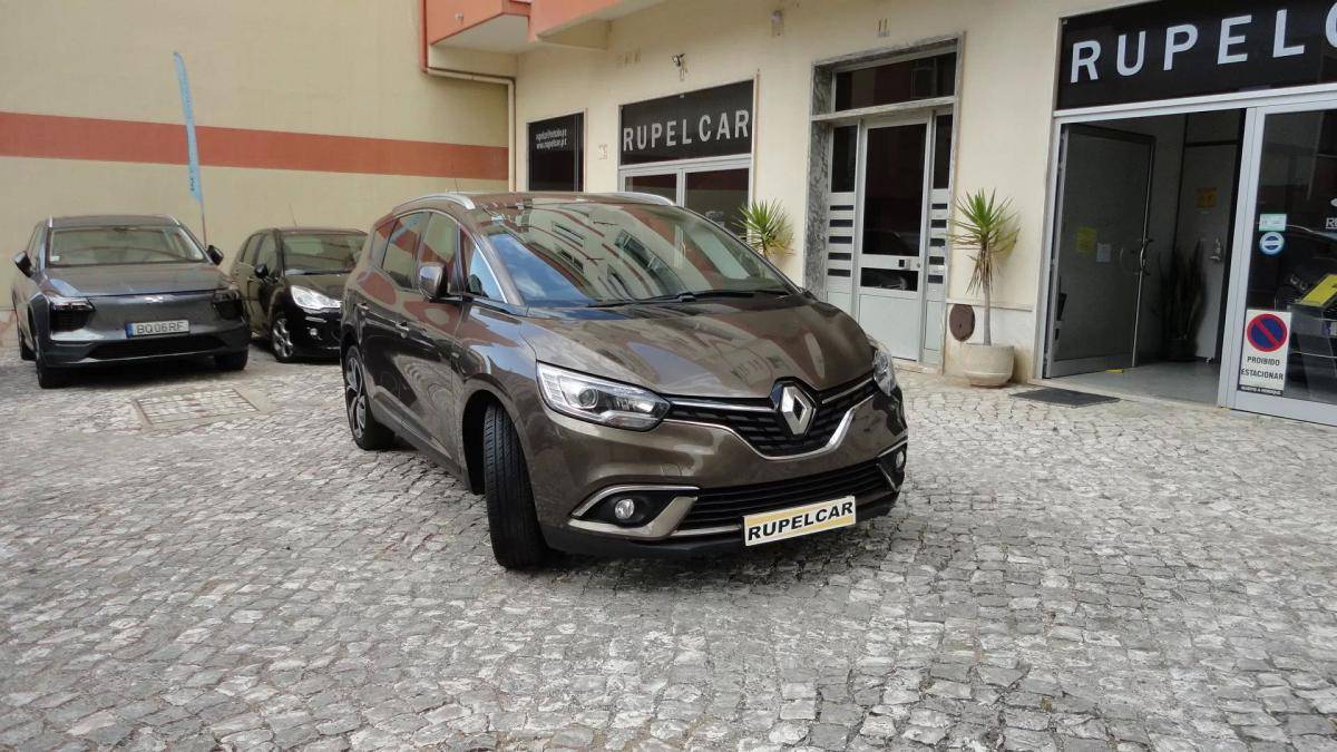 renault-grand-scenic-2017-diesel-1598cc