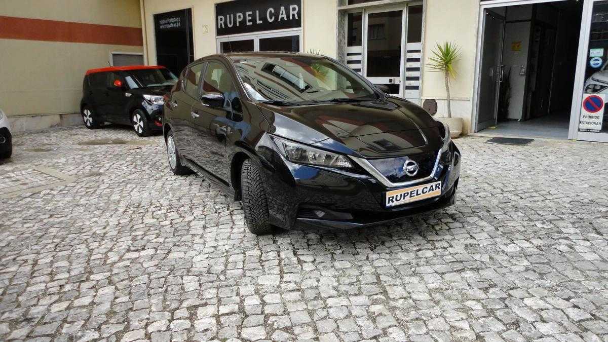 nissan-leaf-2021-eletrico-200cc