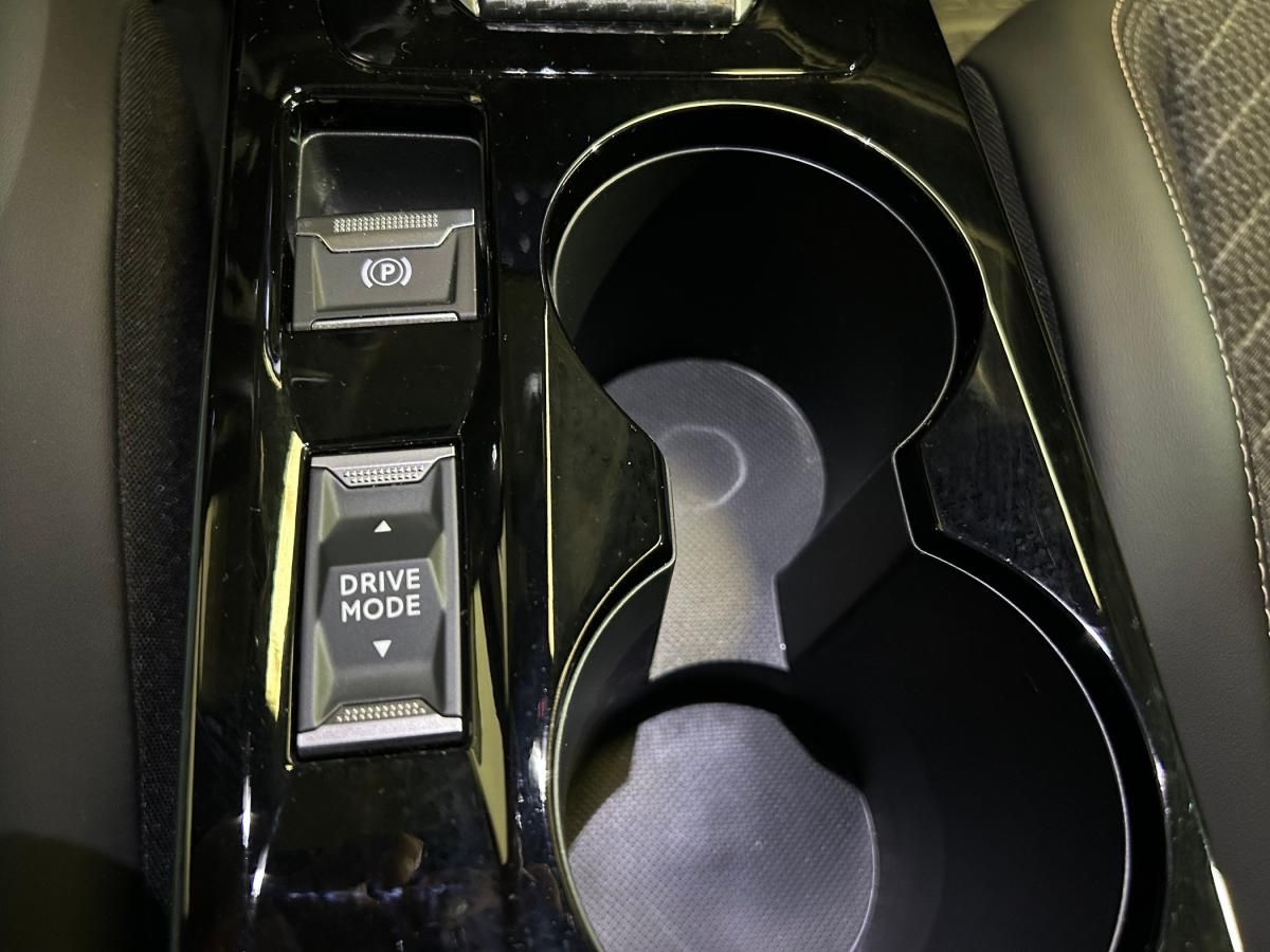 peugeot-2008-2025-gasolina-1199cc