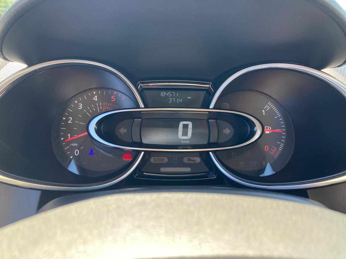 renault-clio-sport-tourer-2018-diesel-1461cc