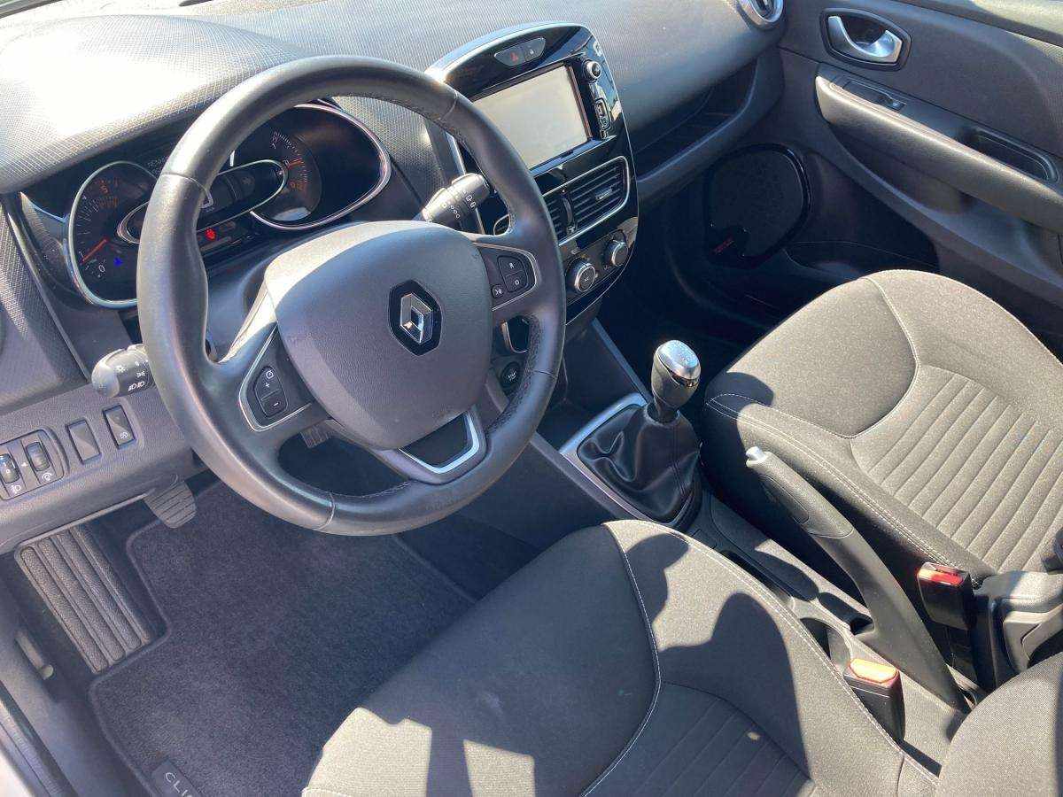 renault-clio-sport-tourer-2018-diesel-1461cc