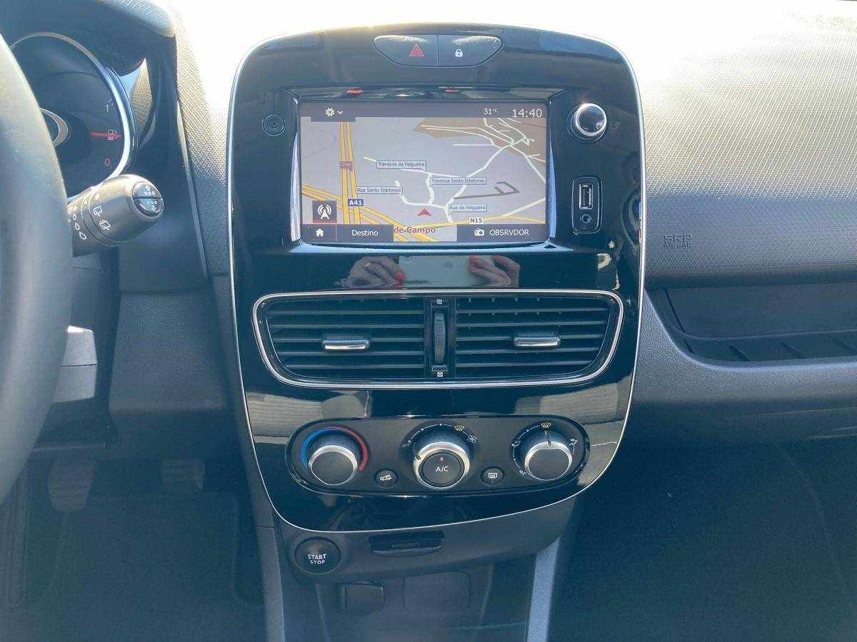 renault-clio-sport-tourer-2018-diesel-1461cc