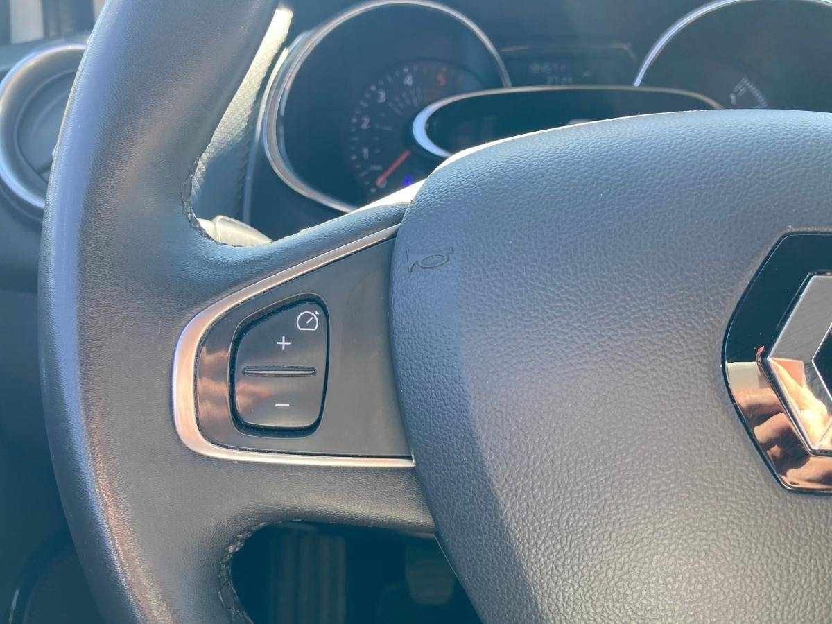 renault-clio-sport-tourer-2018-diesel-1461cc