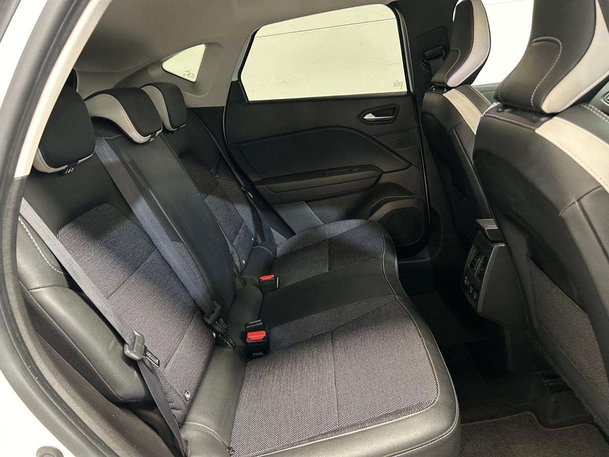 renault-captur-2023-hibrido-a-gasolina-1598cc