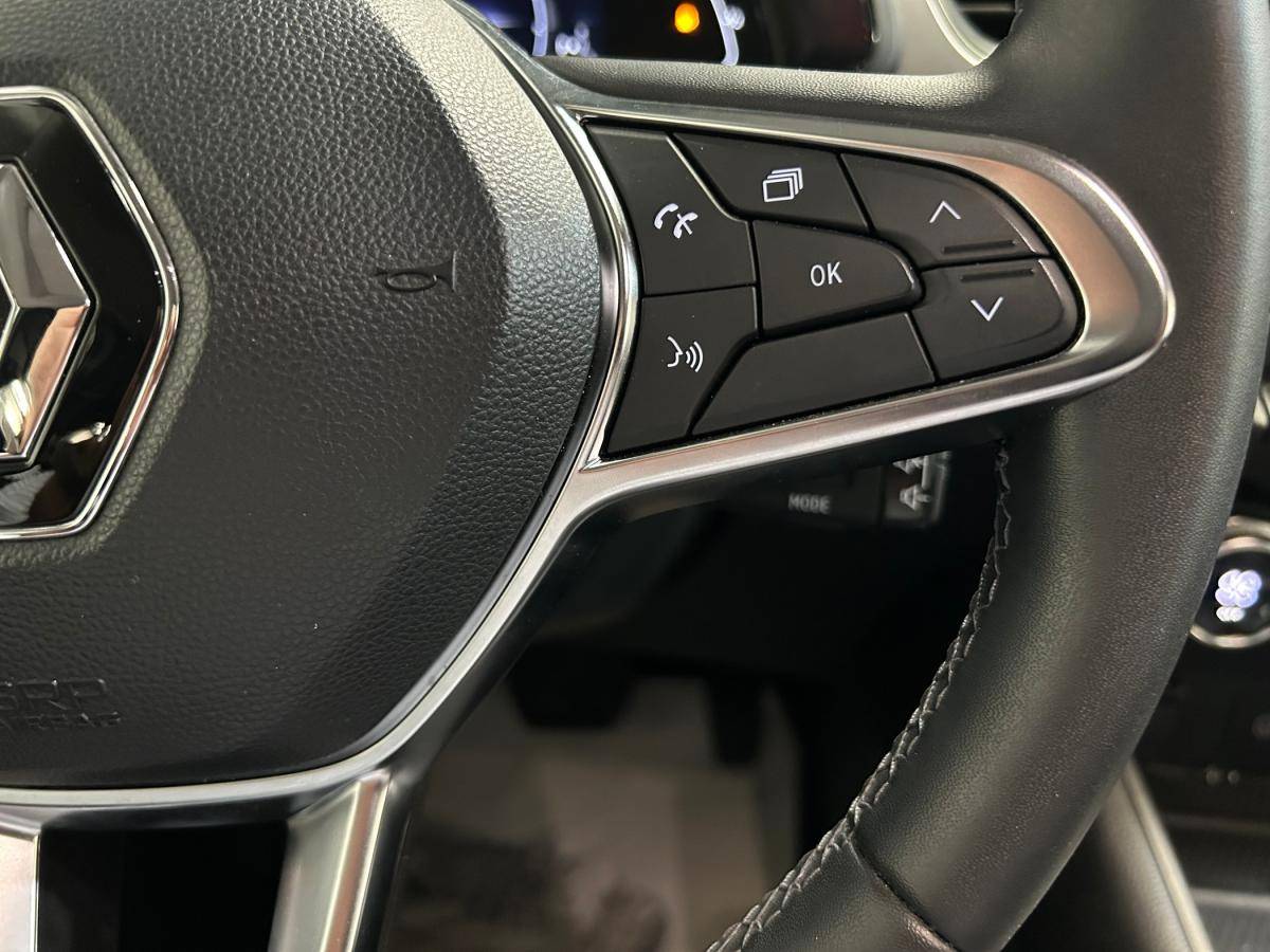 renault-captur-2023-hibrido-a-gasolina-1598cc