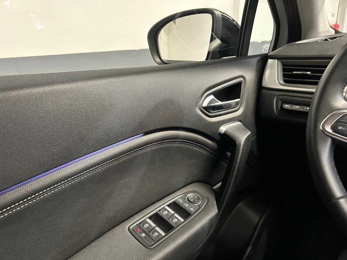 renault-captur-2023-hibrido-a-gasolina-1598cc