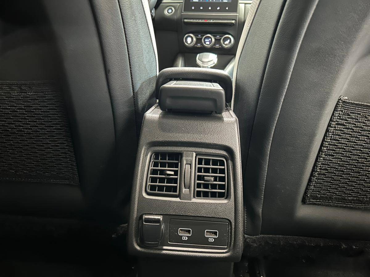 renault-captur-2023-hibrido-a-gasolina-1598cc