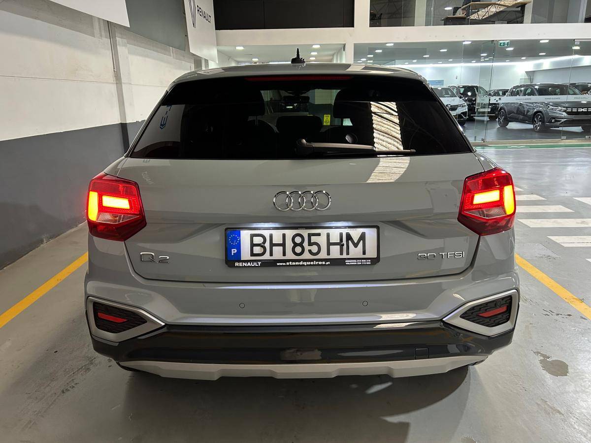 audi-q2-2024-gasolina-999cc