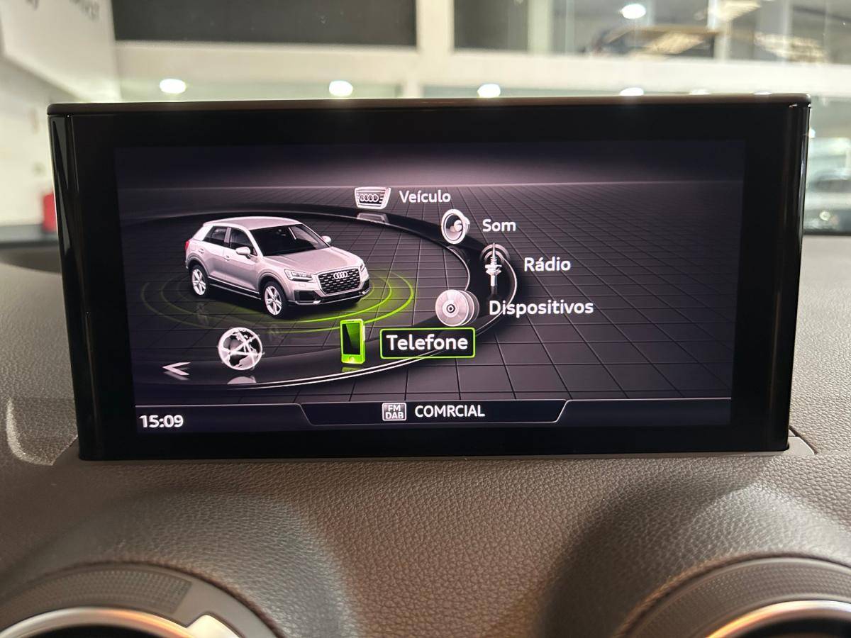 audi-q2-2024-gasolina-999cc
