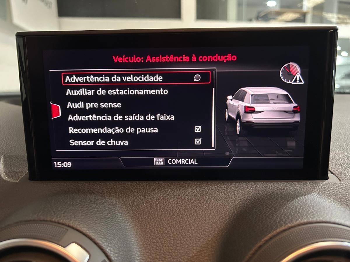 audi-q2-2024-gasolina-999cc